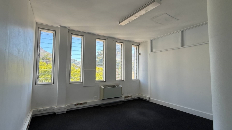 To Let commercial Property for Rent in Gardens Western Cape